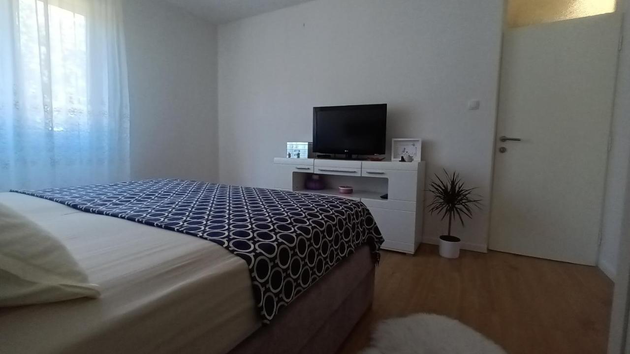 Leona Apartment-perfect For Four Spalato