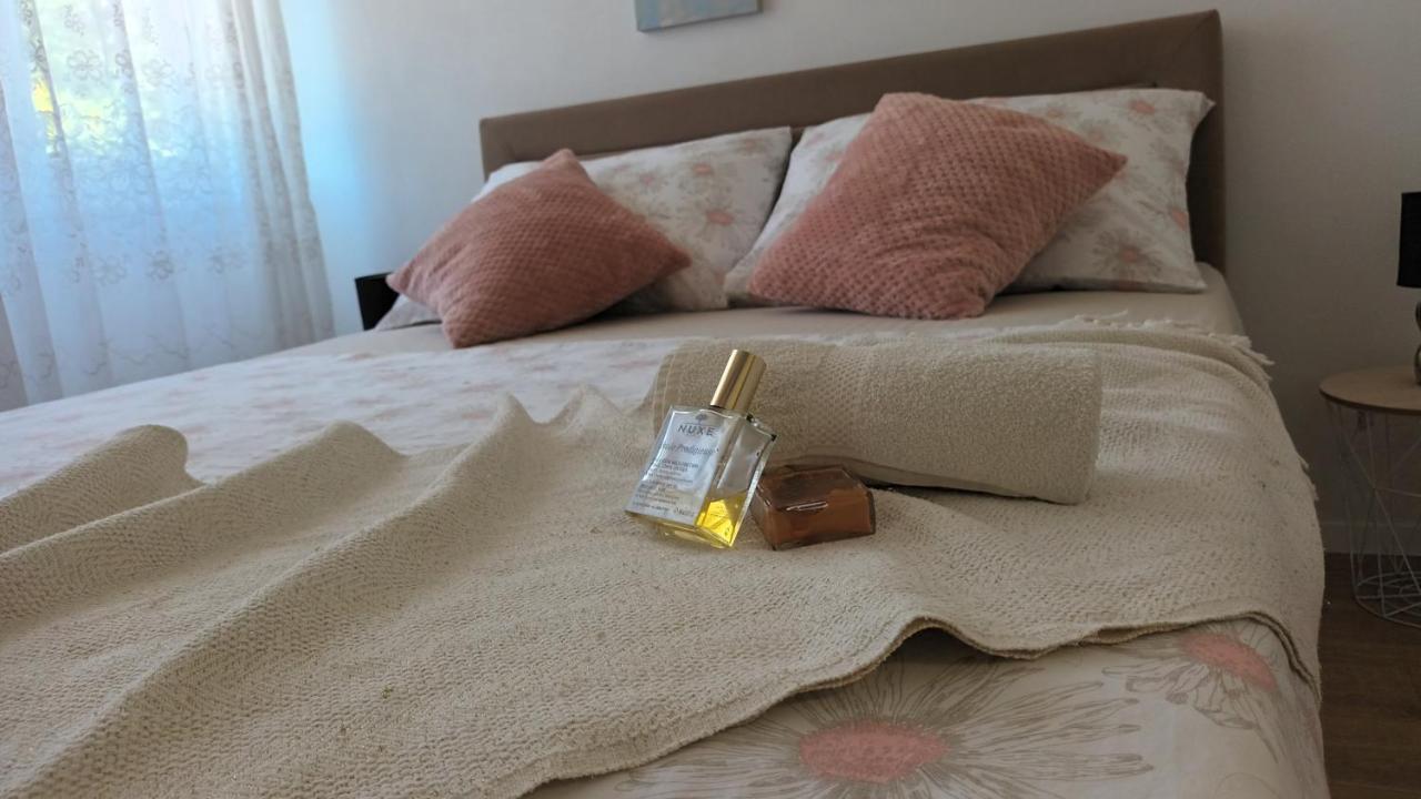 Leona Apartment-perfect For Four Appartamento
