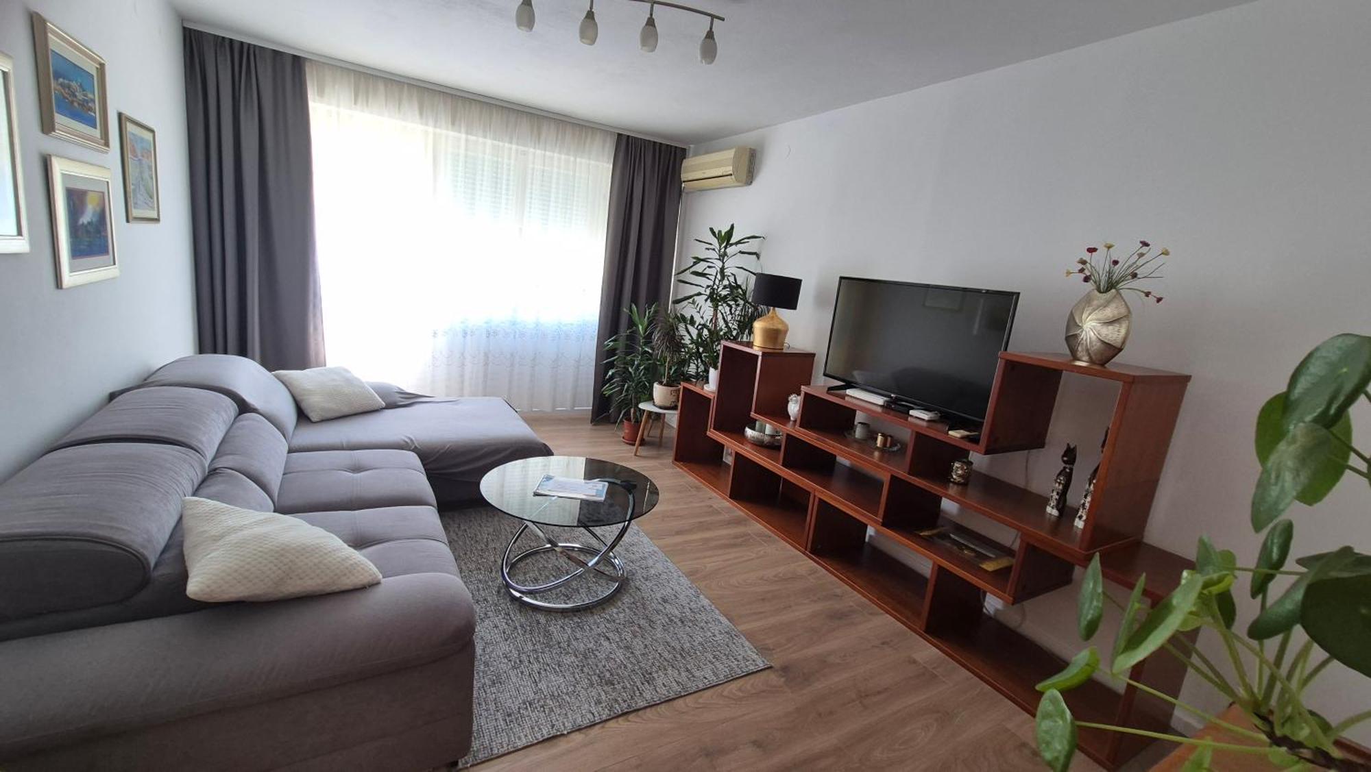 Leona Apartment-perfect For Four Appartamento Spalato